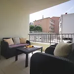 Karigo 6 Luxury 아파트