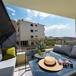Karigo 6 Luxury 아파트