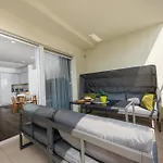 Karigo 6 Luxury 아파트 마카르스카