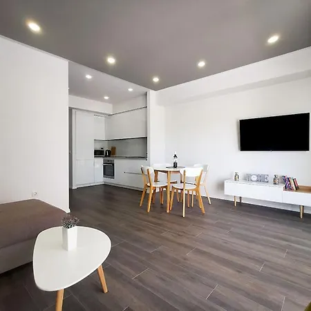 Center Karigo 6 * Μακάρσκα