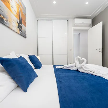 Karigo 6 Luxury 아파트 마카르스카