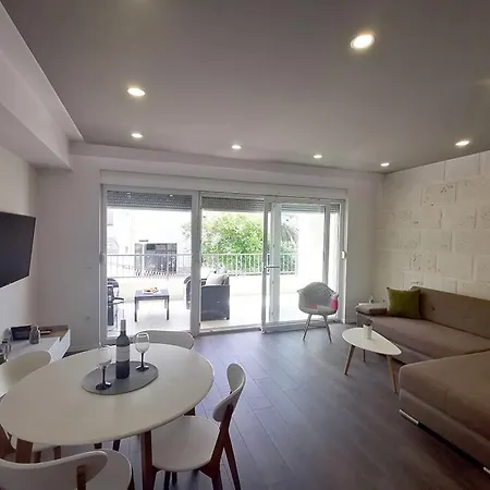 דירה Center Karigo 6 *