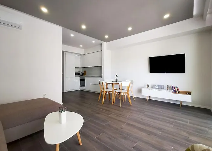 Center Karigo 6 * Makarska