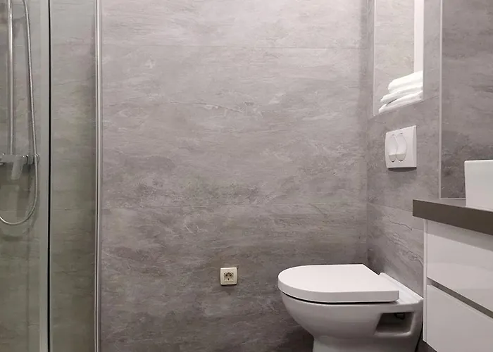 Apartment Center Karigo 6